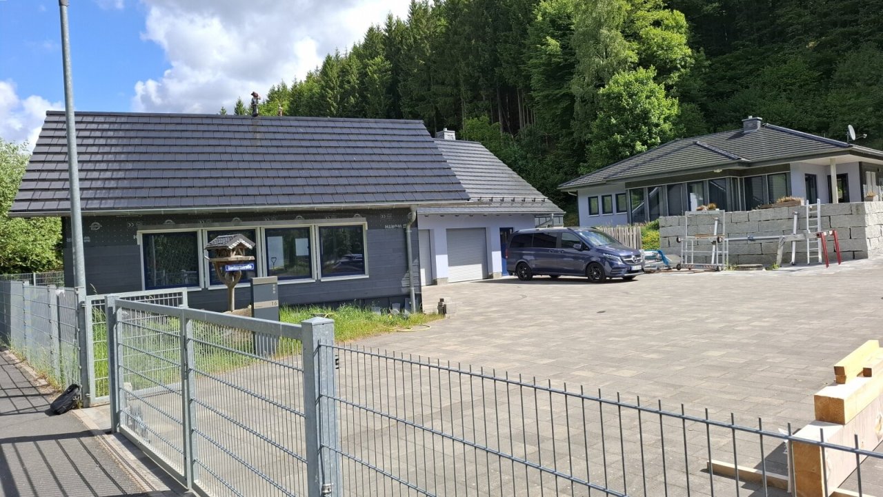 Ansicht 3 Gebäude