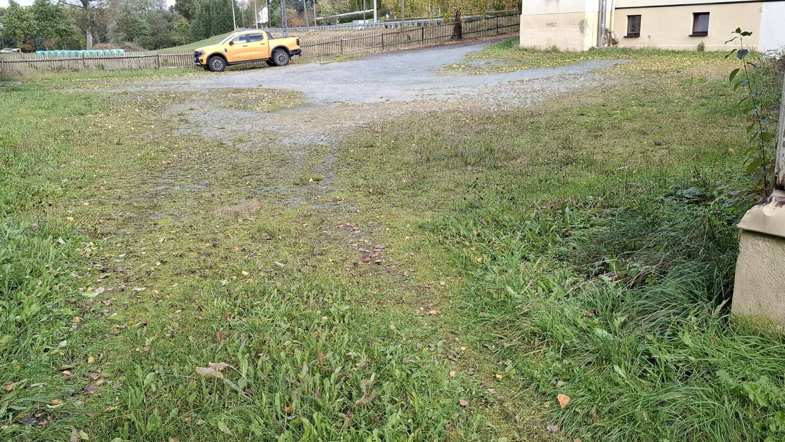 Grundstück Grundstück